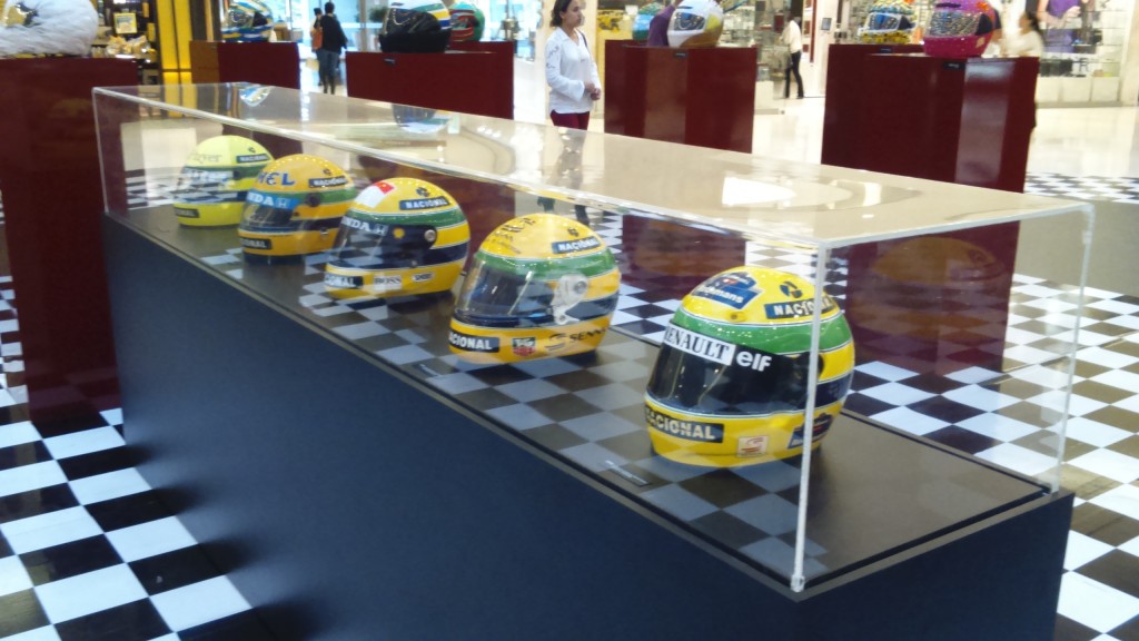 Capacetes utilizados por Ayrton Senna