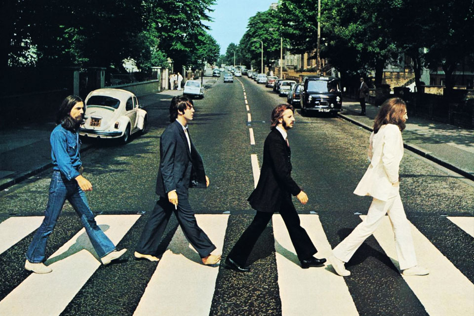 Os 50 anos da foto de Abbey Road dos Beatles